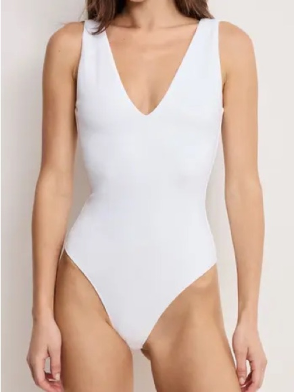 Aritzia V-Neck Contour White Bodysuit Top - Small